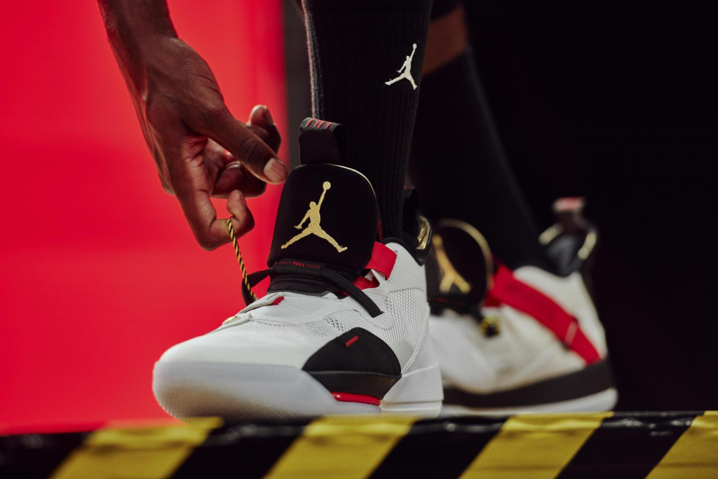 nike air jordan laceless
