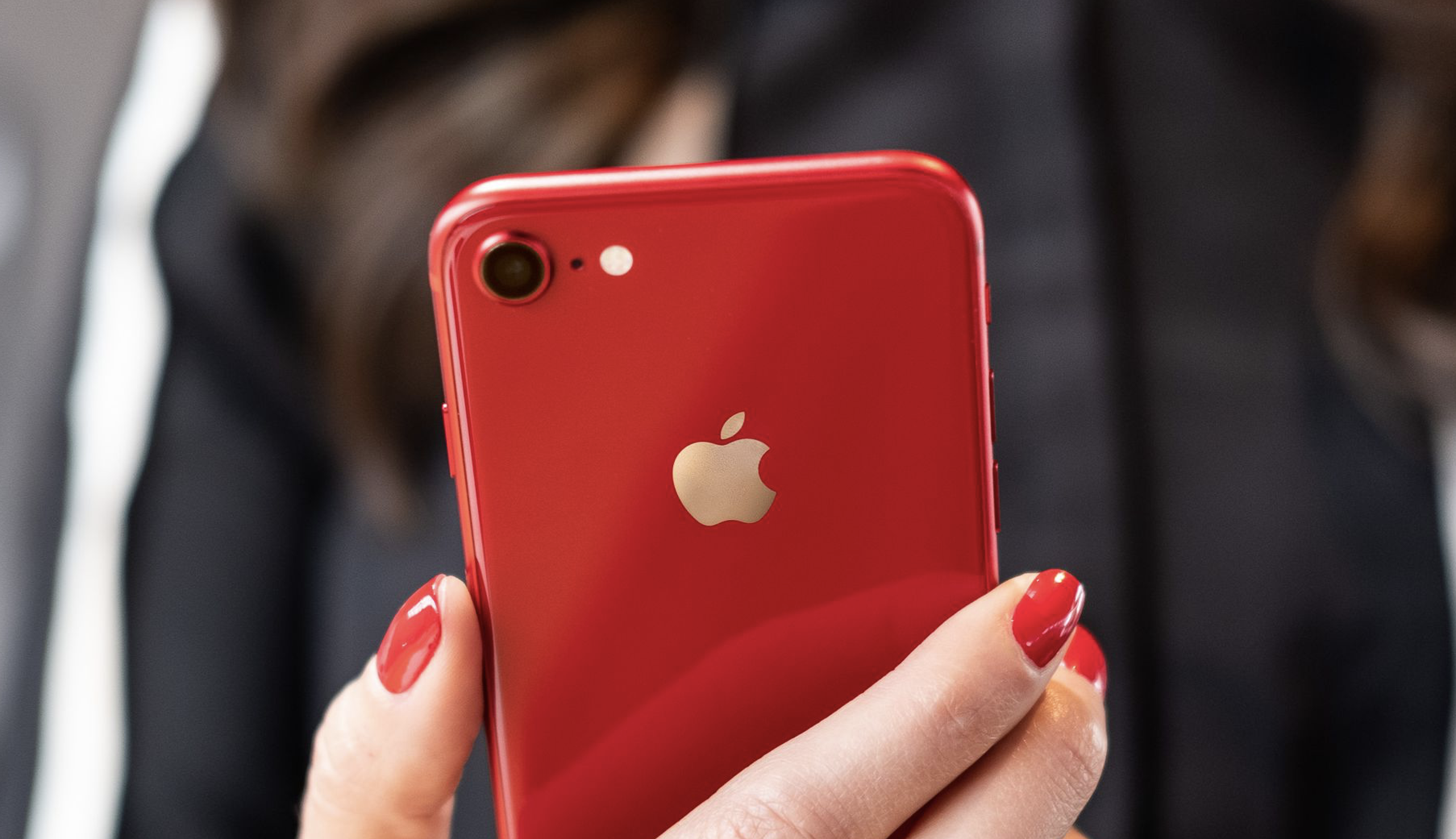 Красный телефон айфон. Iphone 11 iphone XR Red. Iphone 8 Red. Iphone 8 красный. Iphone XR 2020 красный.